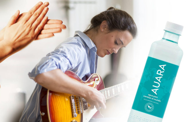 Coronavirus Te Compongo Tu Canción y Auara lanzan un emotivo vídeo con fines solidarios para llevar agua embotellada